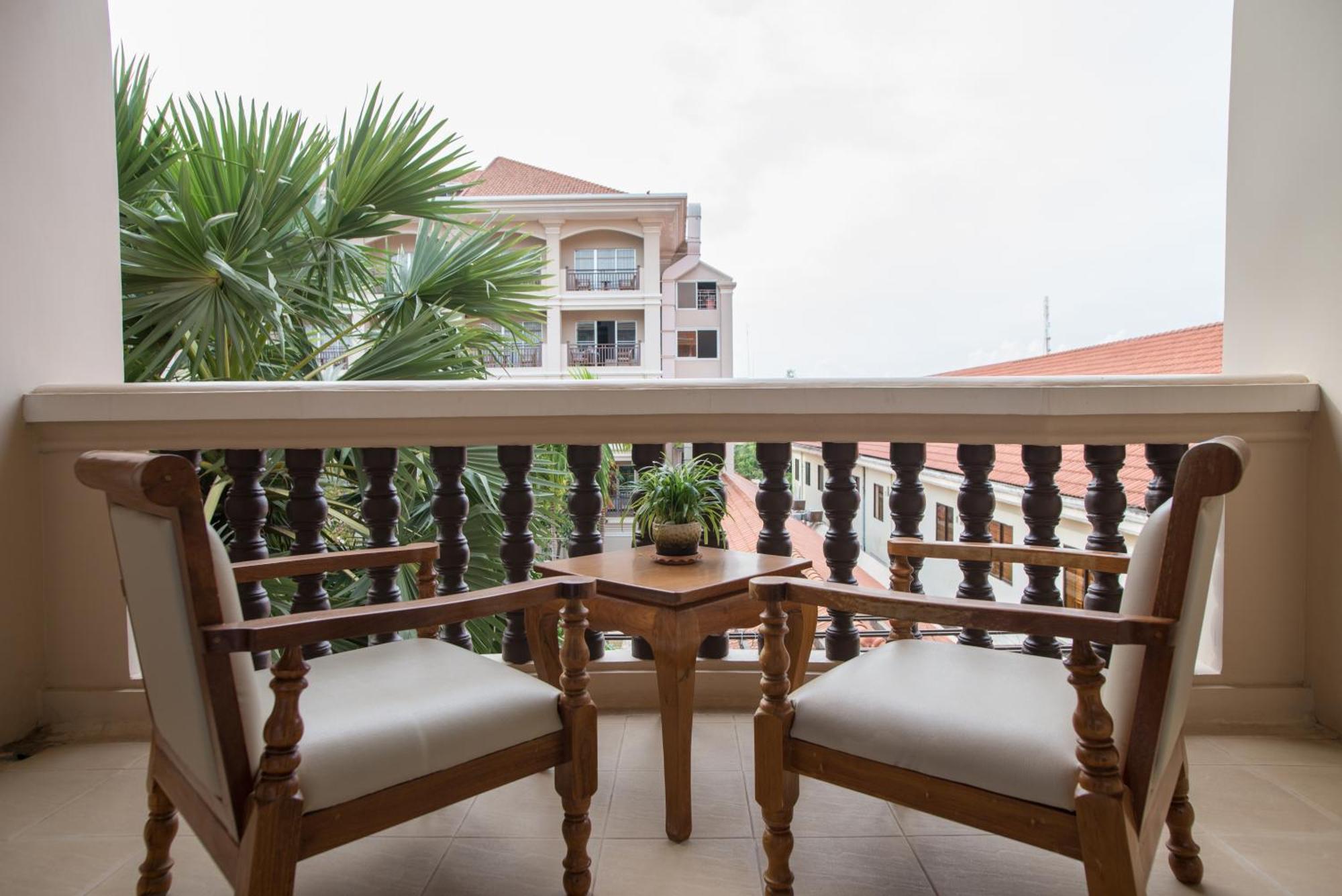 Somadevi Angkor Premium Hotel Sziemreap Kültér fotó