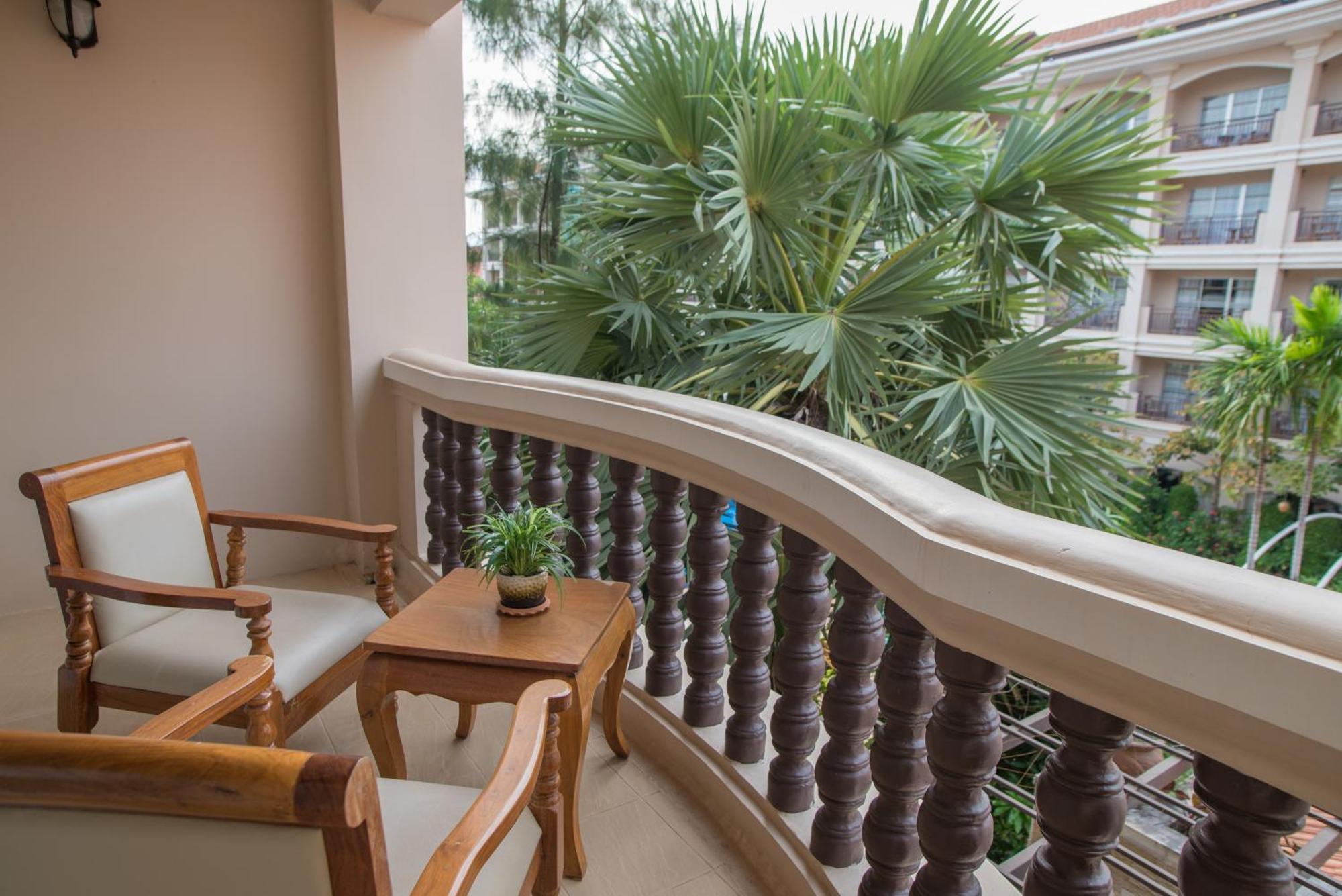 Somadevi Angkor Premium Hotel Sziemreap Kültér fotó