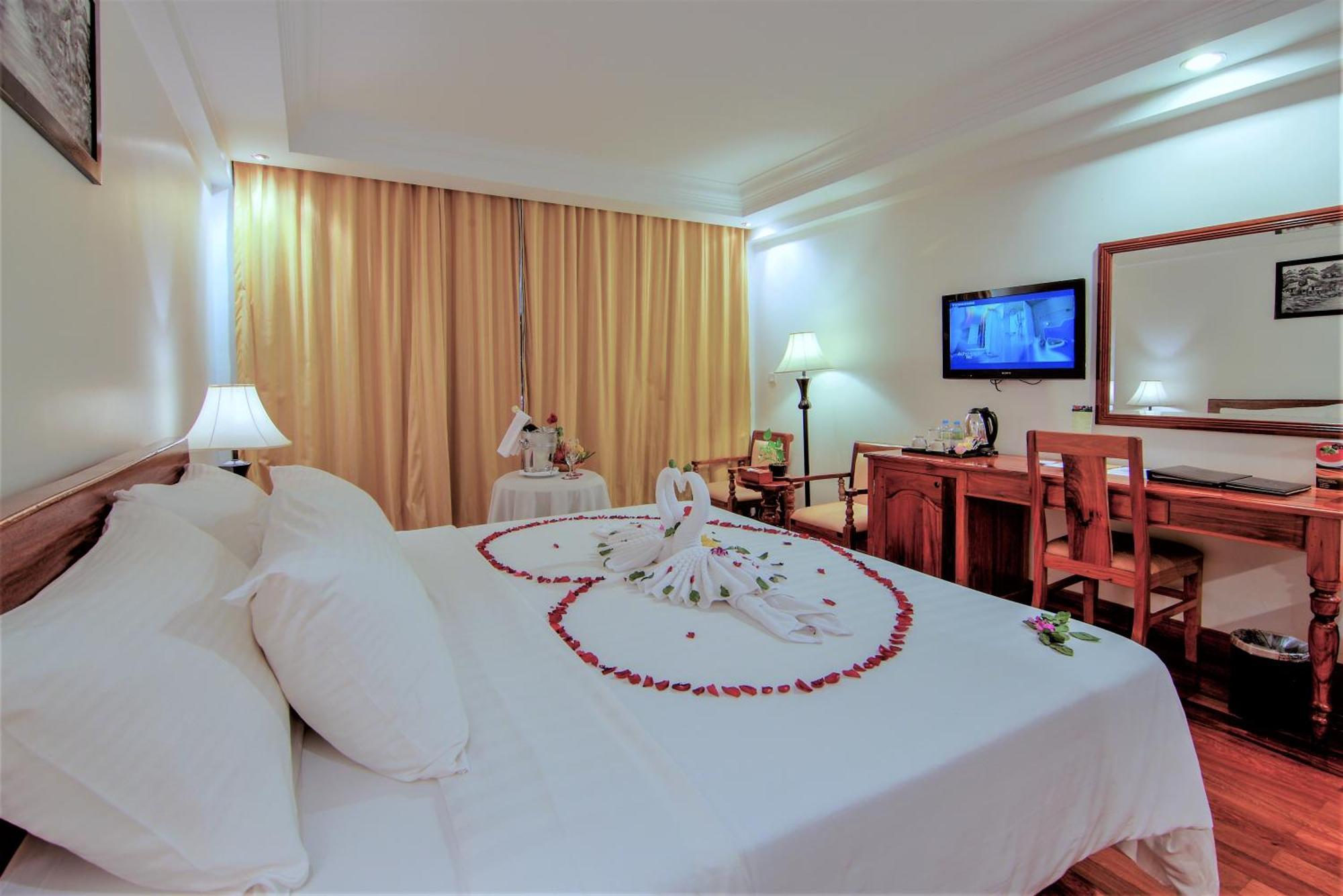 Somadevi Angkor Premium Hotel Sziemreap Kültér fotó