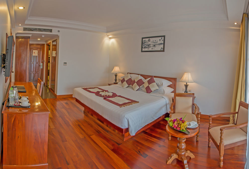 Somadevi Angkor Premium Hotel Sziemreap Kültér fotó