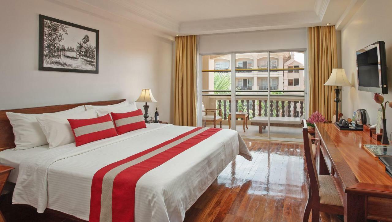 Somadevi Angkor Premium Hotel Sziemreap Kültér fotó