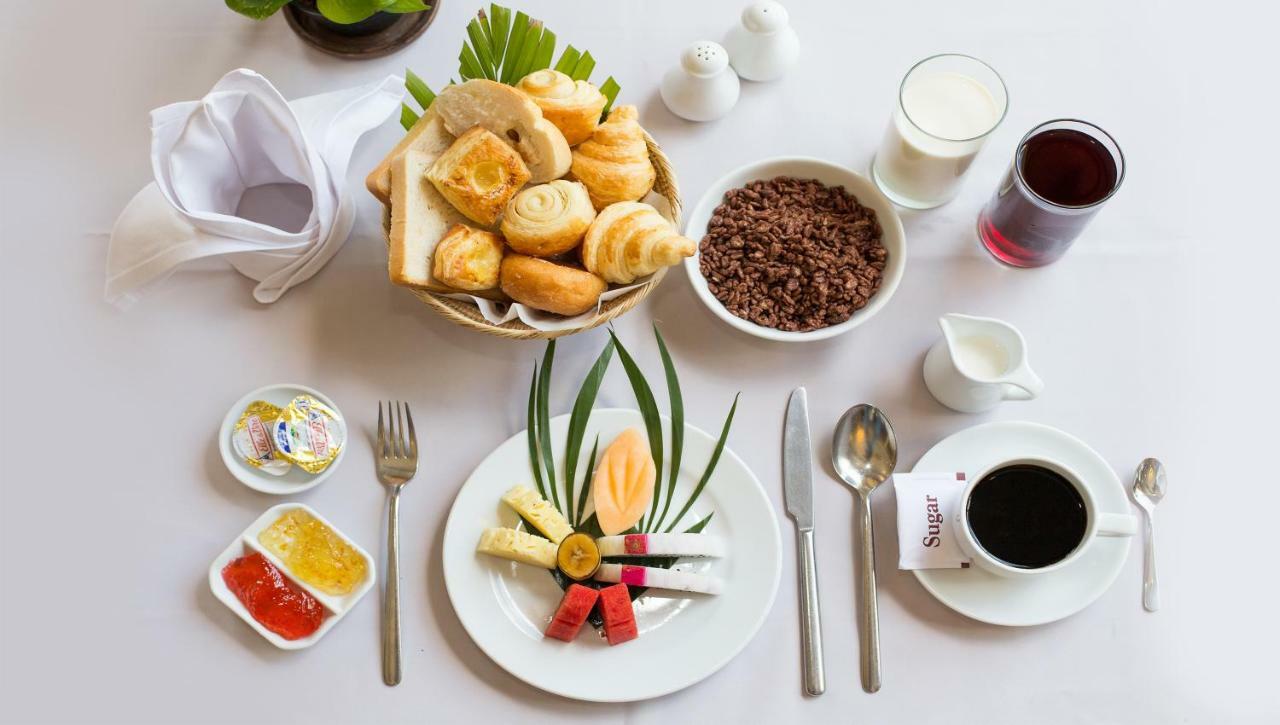 Somadevi Angkor Premium Hotel Sziemreap Kültér fotó
